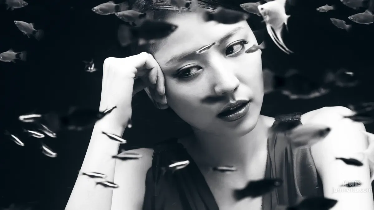 長澤雅美(長澤まさみ)-《IQUEEN》高清套圖寫真 70