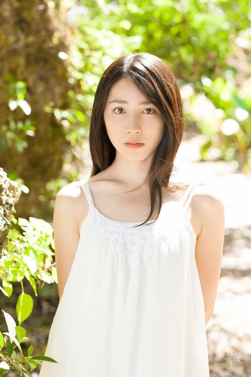 吉川友-天然美少女畫像140枚 15