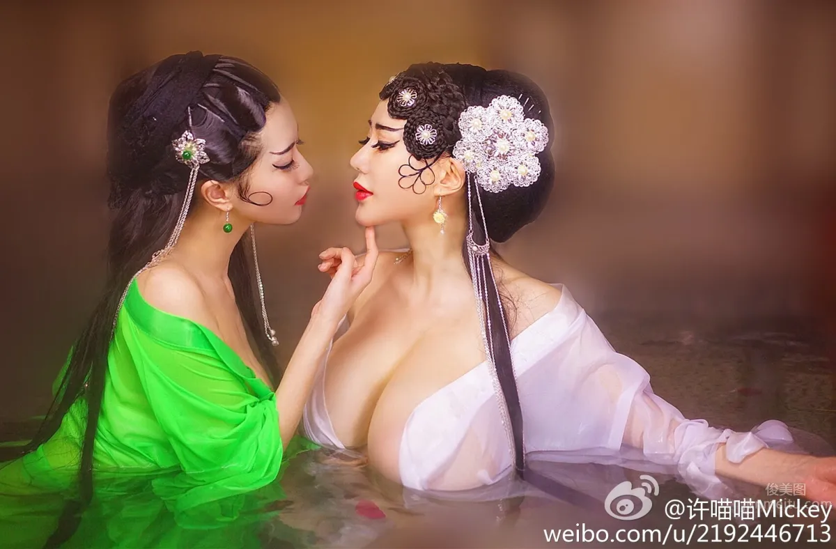 許喵喵Mickey-胸比臉還大的美女私房照 9