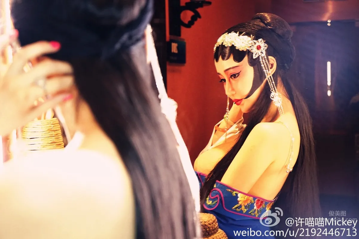 許喵喵Mickey-胸比臉還大的美女私房照 13