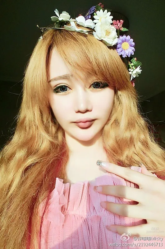 許喵喵Mickey-胸比臉還大的美女私房照 90