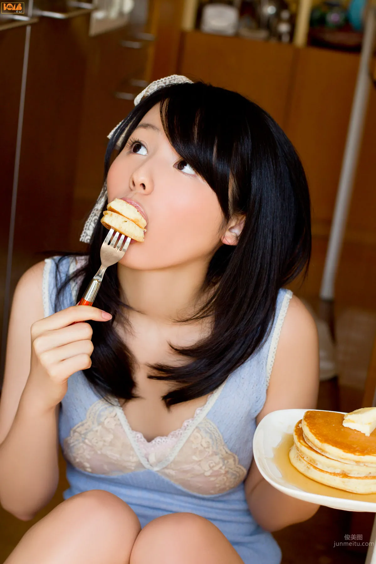 小池裡奈-[BOMB.tv]套圖GRAVURE Channel 18