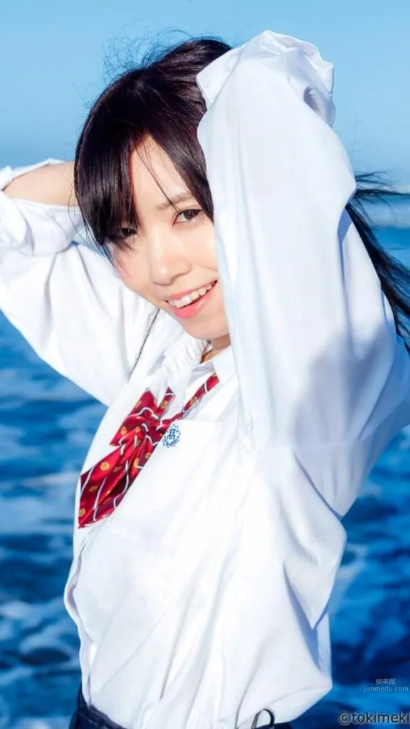 楠ろあ-[甜美天然呆]的制服高校妹 5