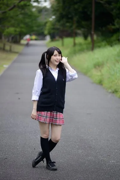 小鮒莉紗-黑發美少女物語 19