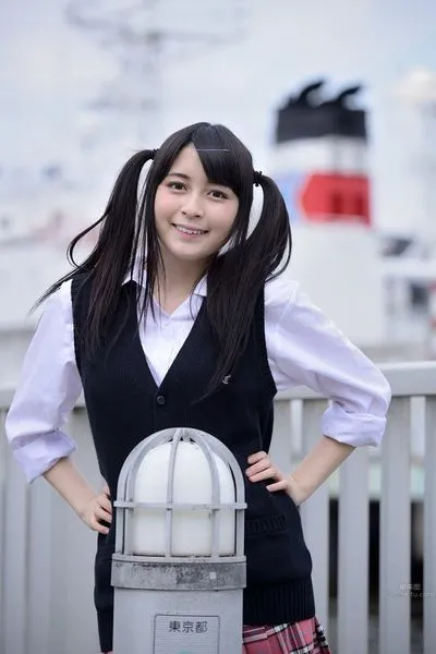 小鮒莉紗-黑發美少女物語 16