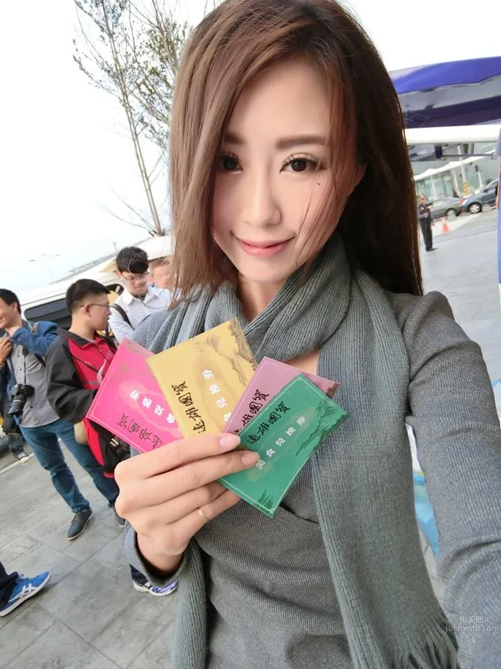 史黛拉-32D美胸麻豆~景觀公園低胸遊 24