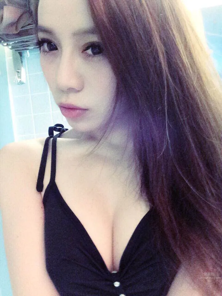 張語昕-超美白肌膚美女生活照 8