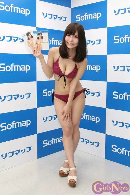 櫻井繪裡奈(桜井えりな)-F杯美少女的泳裝照 3