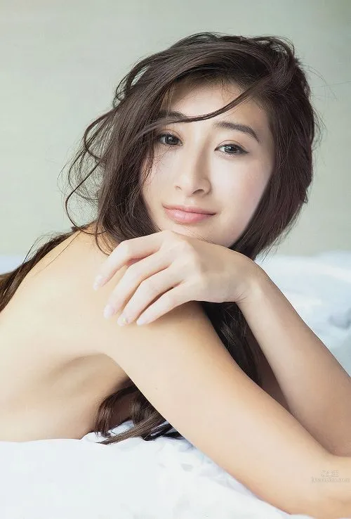 佐藤衣裡子- 禦姐的美臀誘惑 8