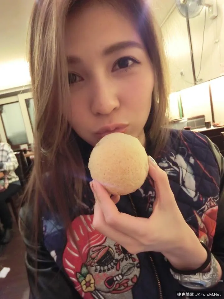 婷婷Usagi(蔡婷婷)- 海量私拍闺房美照爆出_11