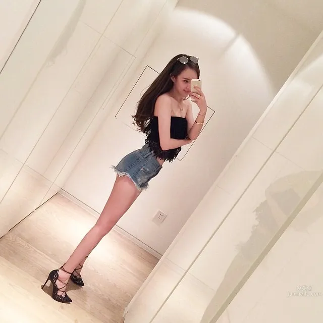 Misselvayy- 令人羨慕E奶翹臀白皙美腿正妹 8