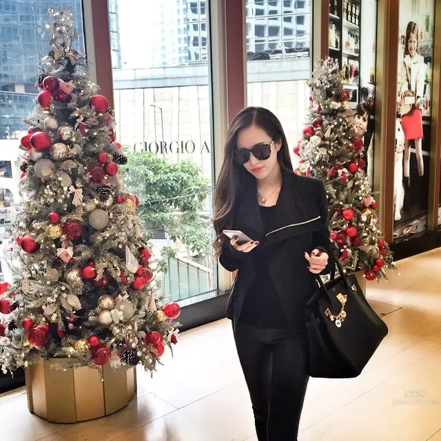 Misselvayy- 令人羨慕E奶翹臀白皙美腿正妹 28