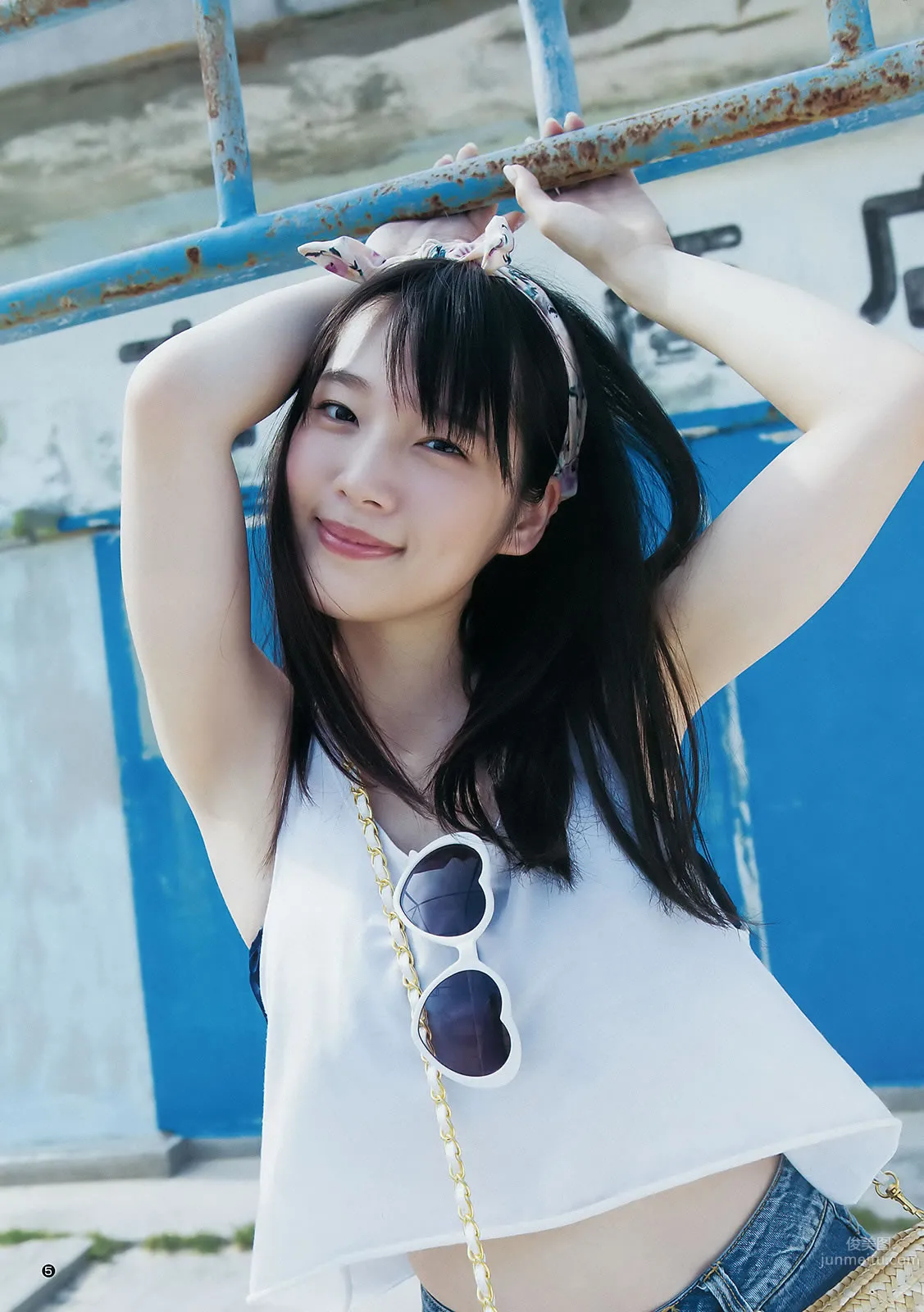 [Weekly Young Jump] 2015 No.01 02 笕美和子 滝口ひかり 本田翼 内田真禮 27
