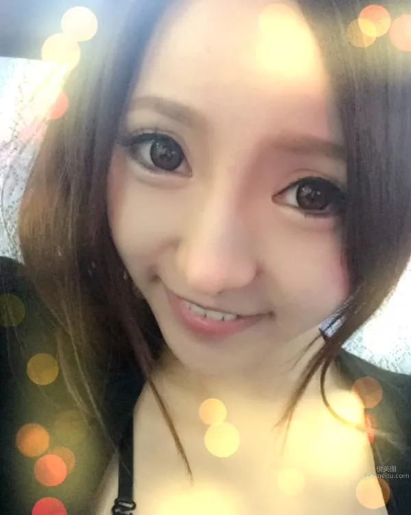 輝月杏梨(輝月あんり)- Twitter自拍照分享 2