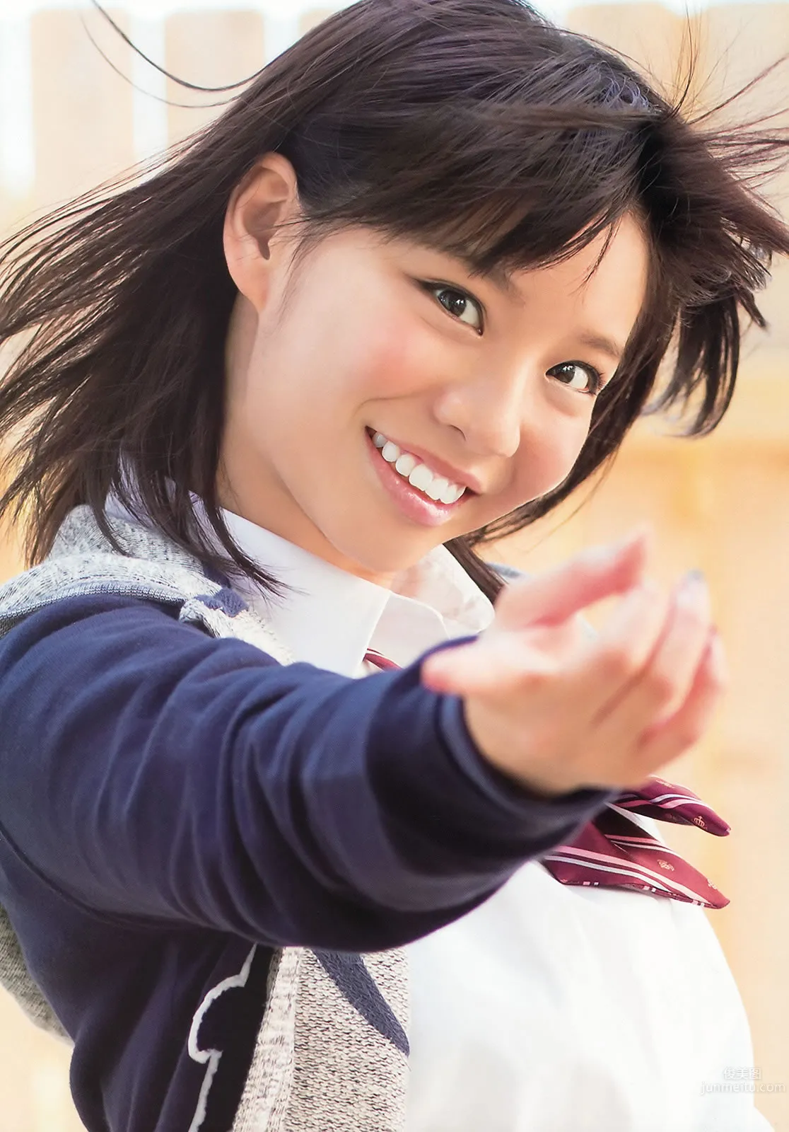 [Young Animal] 2014 No.21 22 筱崎愛 石川戀 仙石みなみ 佐藤ありさ 久松かおり 天木じゅん 澤田夏生 ゆうみ 32