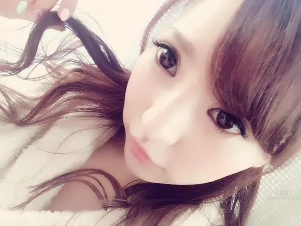 輝月杏梨(輝月あんり)- Twitter自拍照分享 9