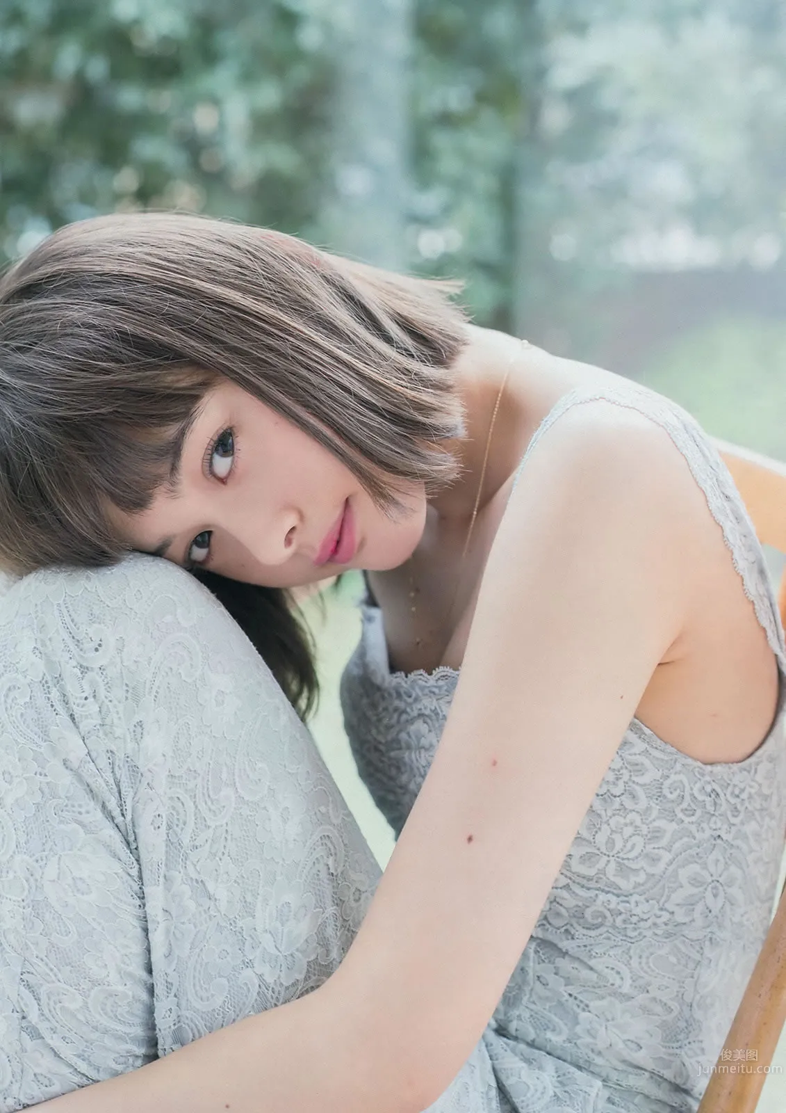 [Young Magazine] 2014 No.09 10 島崎遙香 西崎莉麻 吉田夏海 美和子 玉城ティナ 平嶋夏海 13