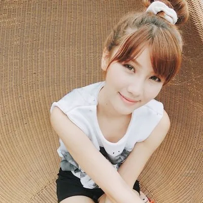 Ample(Chanidapha Phongphutthachart)- 脸蛋零死角的甜美正妹_0