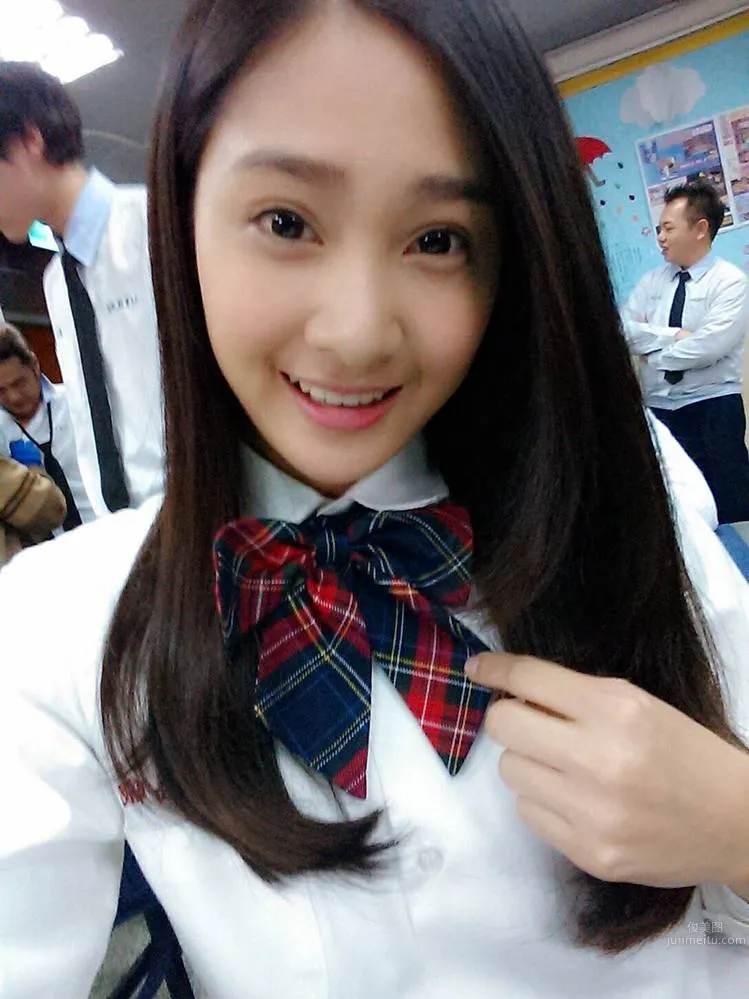 邱子芯- 甜美正妹的陽光笑容讓人融化惹 13