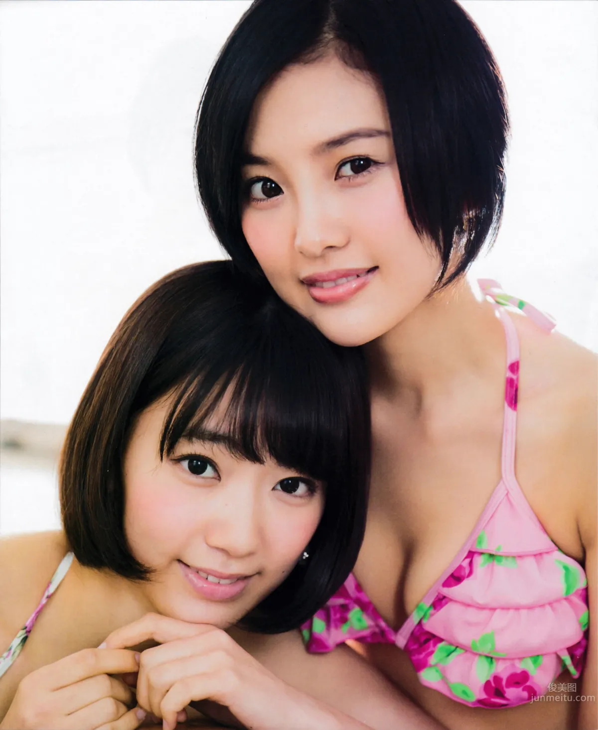 [Bomb Magazine] 2015.5 兒玉遙 宮脇咲良 朝長美桜 穴井千尋＆本村碧唯 植木南央 村重杏奈 藪下柊 太田夢莉 31