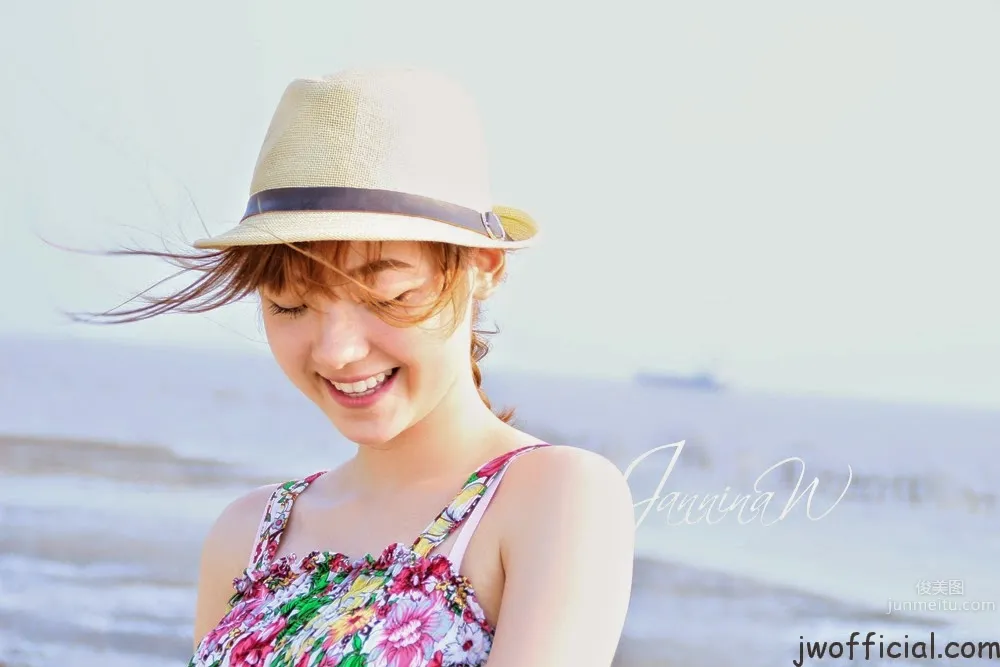 JanninaW(Jannine Parawie Weigel) 18