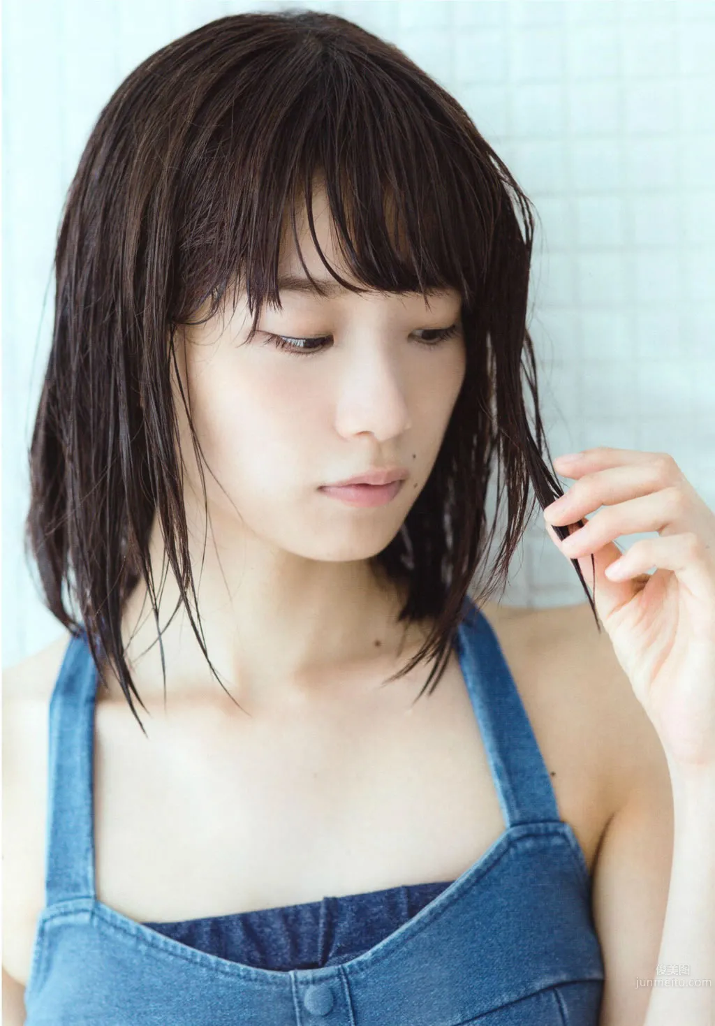 [UTB] 2015.05 西野七瀬 高柳明音 込山榛香 伊藤萬理華 鞘師裡保 鈴木愛理 岡井千聖 + 别冊付録 白石麻衣 中元日芽香 深川麻衣 和田まあやの 86