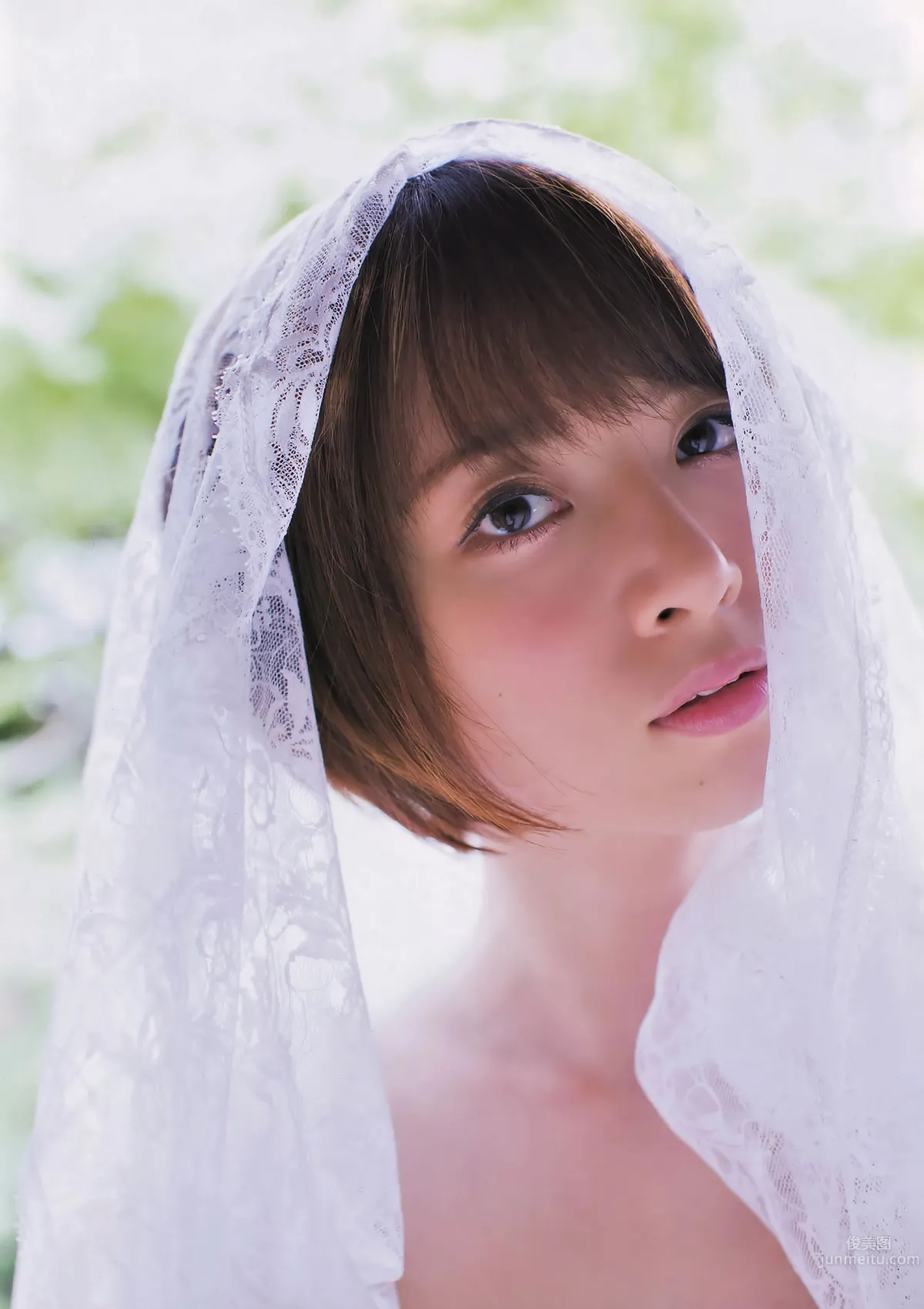 [UTB] 2014.12 vol.224 生田絵梨花 朝長美桜 道重さゆみ 橋本奈々未 乃木坂46 40