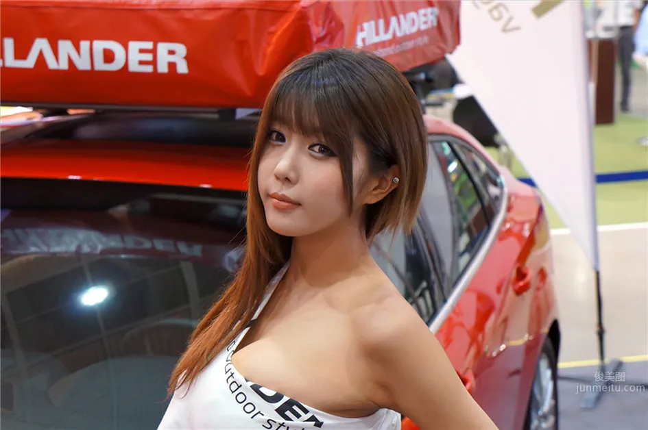 韓國超級車模許允美美圖 89