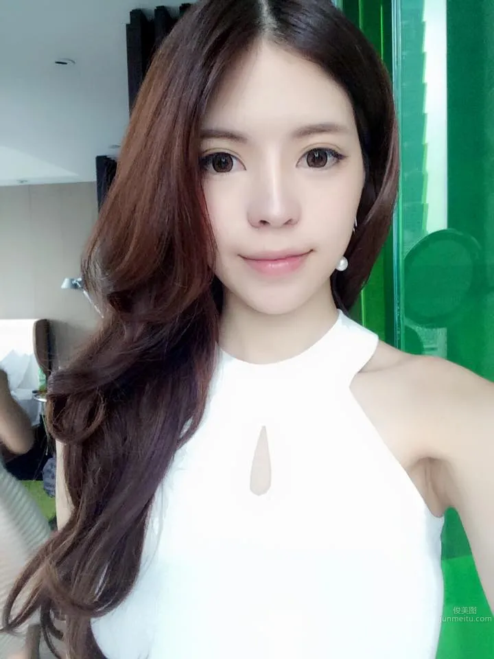 阙奕盈Ying- 細腰性感S曲線 9