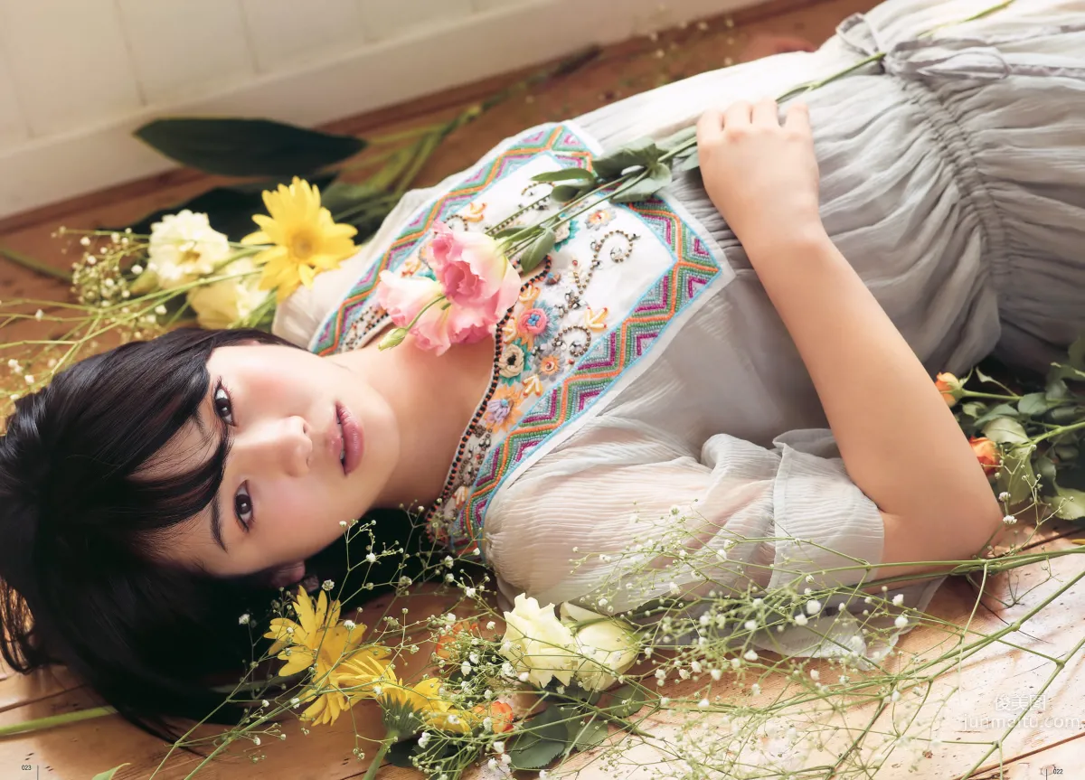 [UTB] Vol.200 鈴木愛理 渡辺麻友 闆野友美 桜庭ななみ AKB48 逢沢りな [103P] 20