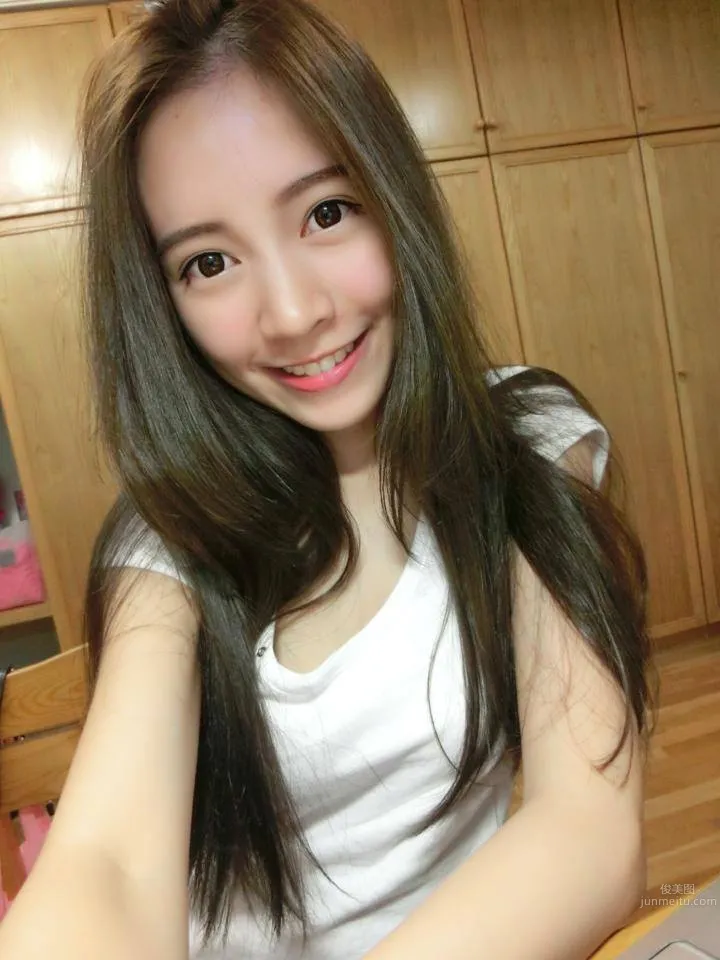 莊于萱- 開南大學校花 5