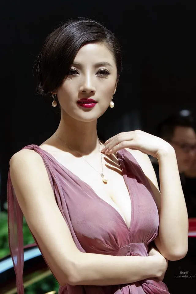 章佳怡- 新一代性感車模小天後 68