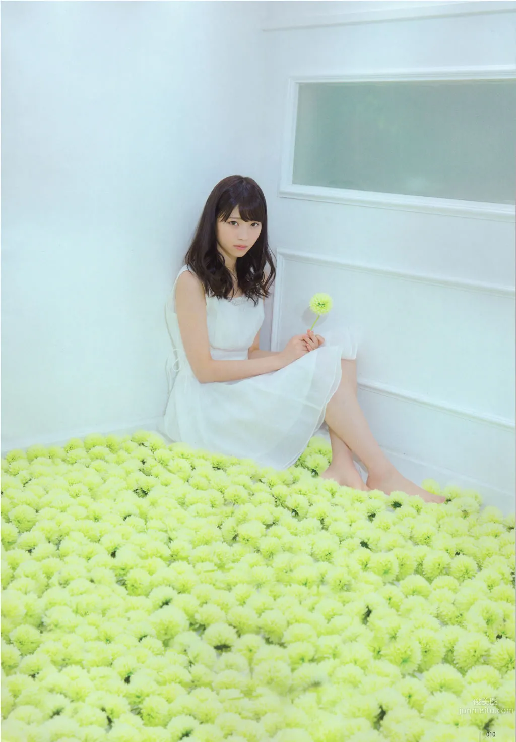 [UTB] 2015.05 西野七瀬 高柳明音 込山榛香 伊藤萬理華 鞘師裡保 鈴木愛理 岡井千聖 + 别冊付録 白石麻衣 中元日芽香 深川麻衣 和田まあやの 2