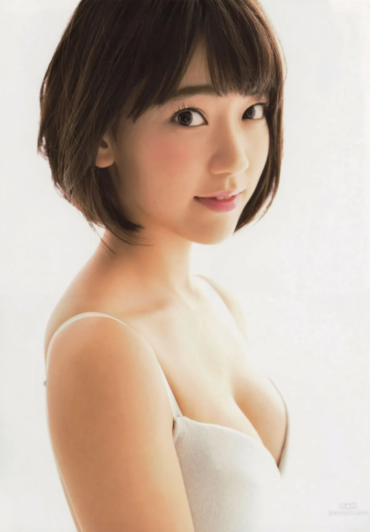[UTB] Plus 2014.09 vol.21 山本彩 高柳明音 宮脇咲良 高橋朱里 太田夢莉_30