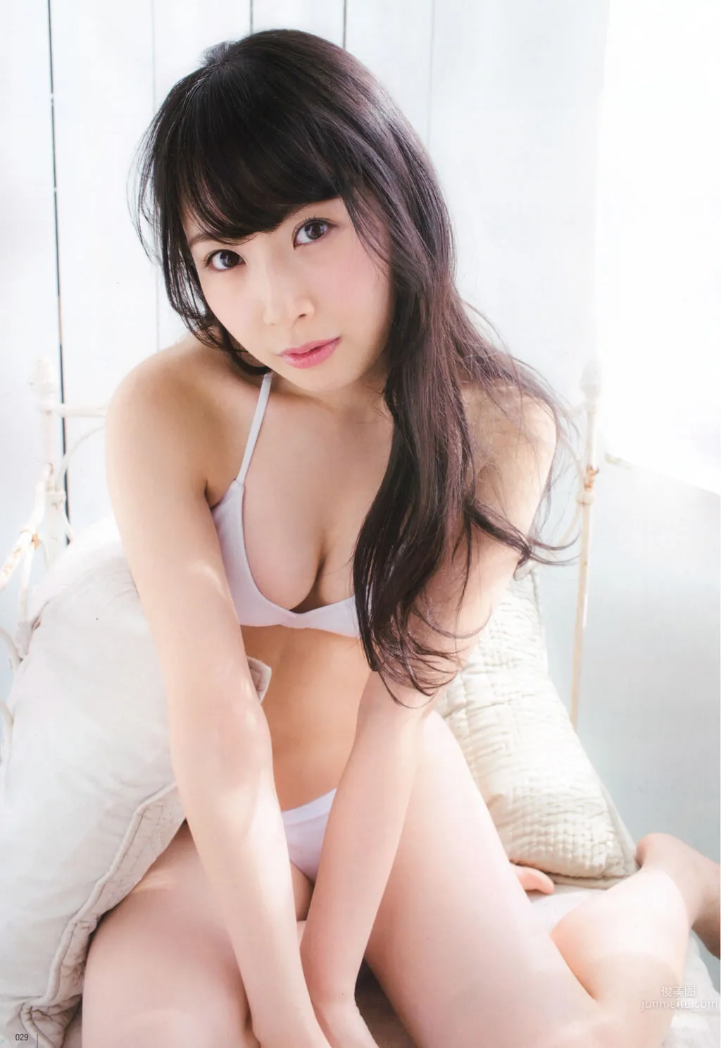 [UTB] 2015.05 西野七瀬 高柳明音 込山榛香 伊藤萬理華 鞘師裡保 鈴木愛理 岡井千聖 + 别冊付録 白石麻衣 中元日芽香 深川麻衣 和田まあやの 18