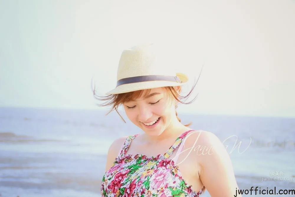 JanninaW(Jannine Parawie Weigel) 16