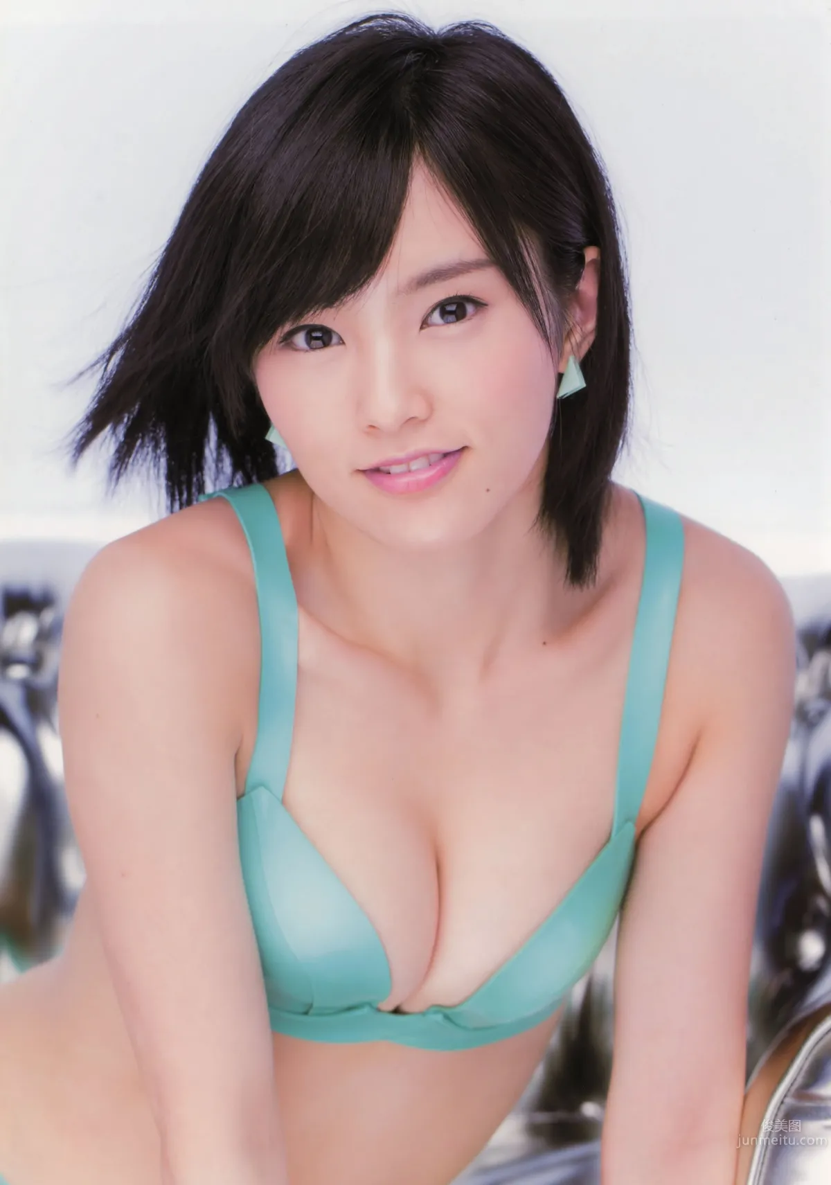 [UTB] Plus 2014.09 vol.21 山本彩 高柳明音 宮脇咲良 高橋朱里 太田夢莉_1