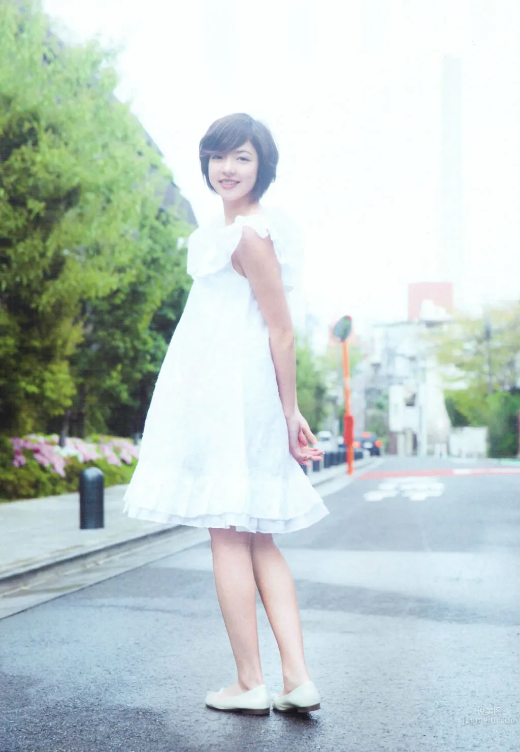 [UTB] 2015.05 西野七瀬 高柳明音 込山榛香 伊藤萬理華 鞘師裡保 鈴木愛理 岡井千聖 + 别冊付録 白石麻衣 中元日芽香 深川麻衣 和田まあやの 81