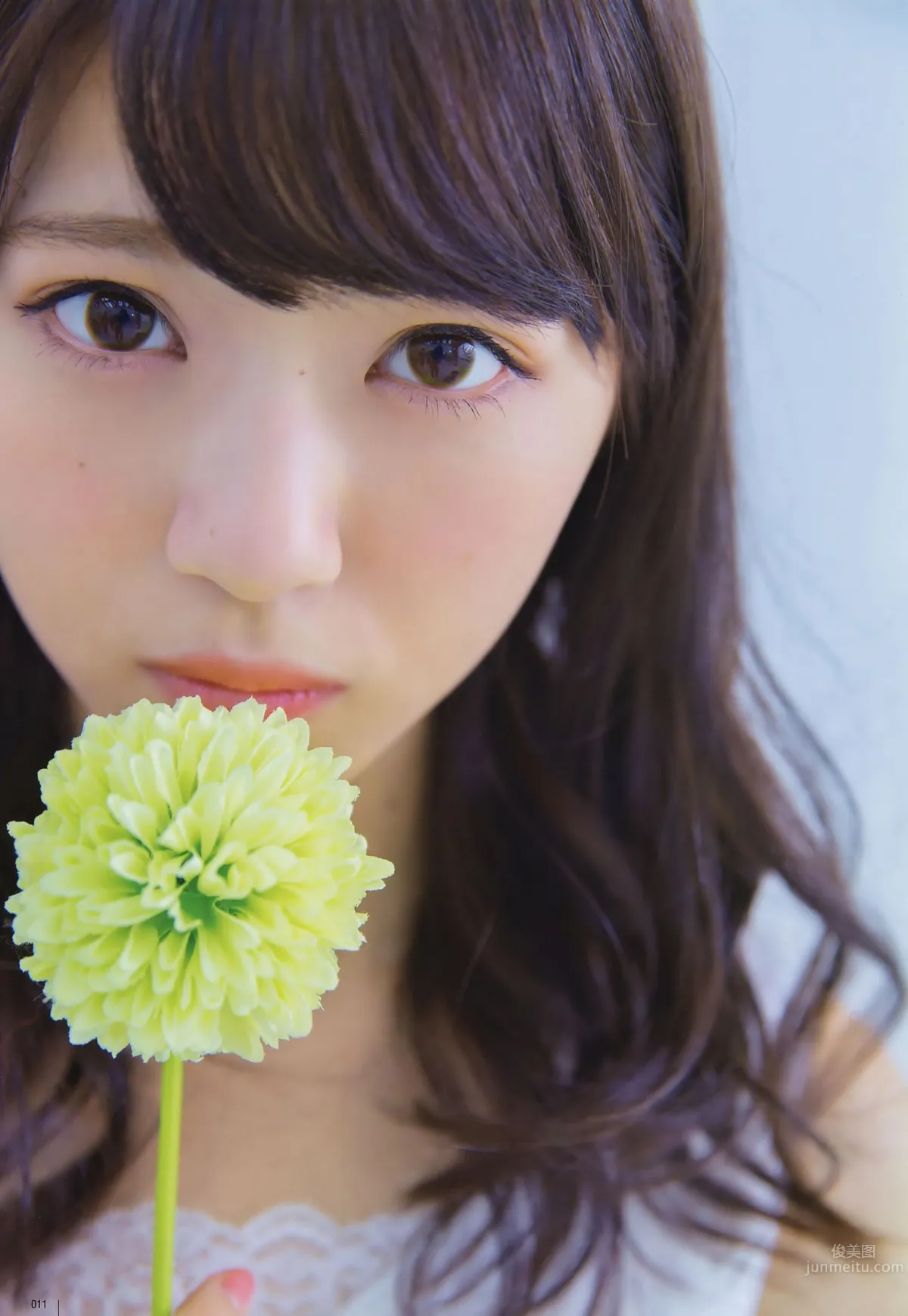 [UTB] 2015.05 西野七瀬 高柳明音 込山榛香 伊藤萬理華 鞘師裡保 鈴木愛理 岡井千聖 + 别冊付録 白石麻衣 中元日芽香 深川麻衣 和田まあやの 3