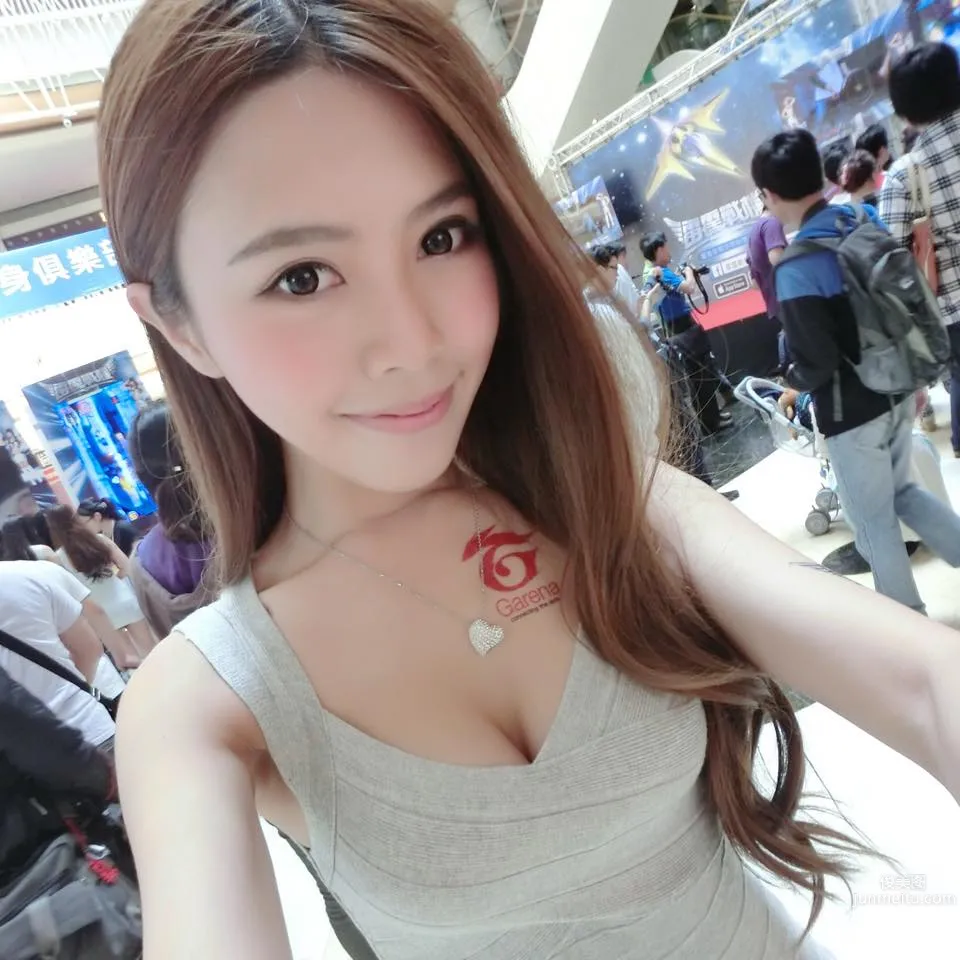 潘潘(潘俐蓉)- 32C性感正妹 35