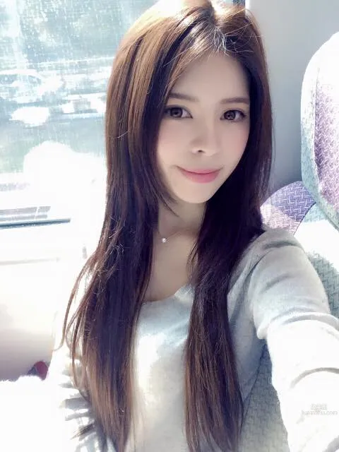 阙奕盈Ying- 細腰性感S曲線 21