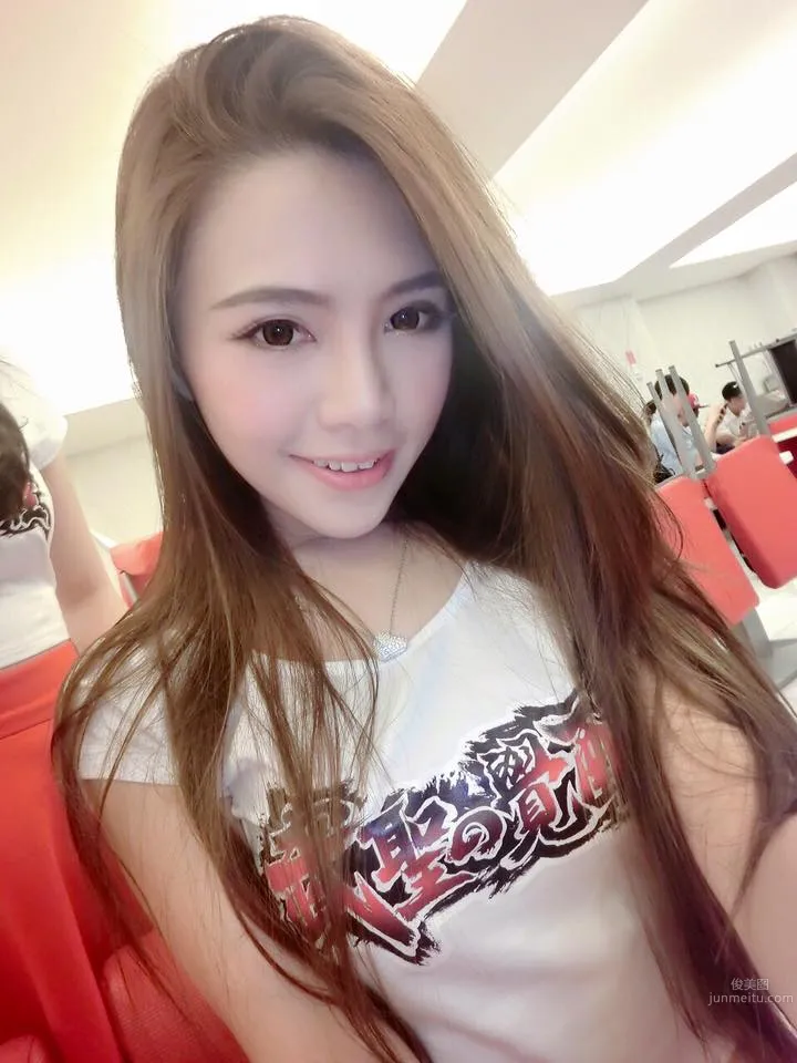 潘潘(潘俐蓉)- 32C性感正妹 18