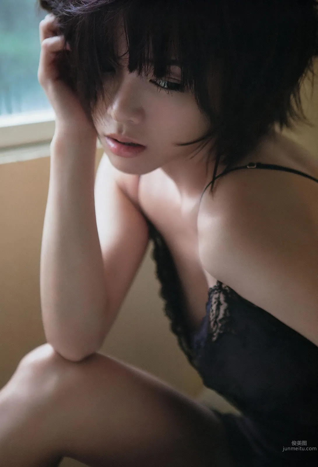 [Weekly Big Comic Spirits] 2013 No.48-52 佐々木希 山本彩 上枝恵美加 釈由美子 松岡茉優_9