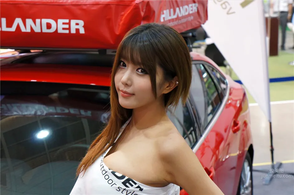 韓國超級車模許允美美圖 88