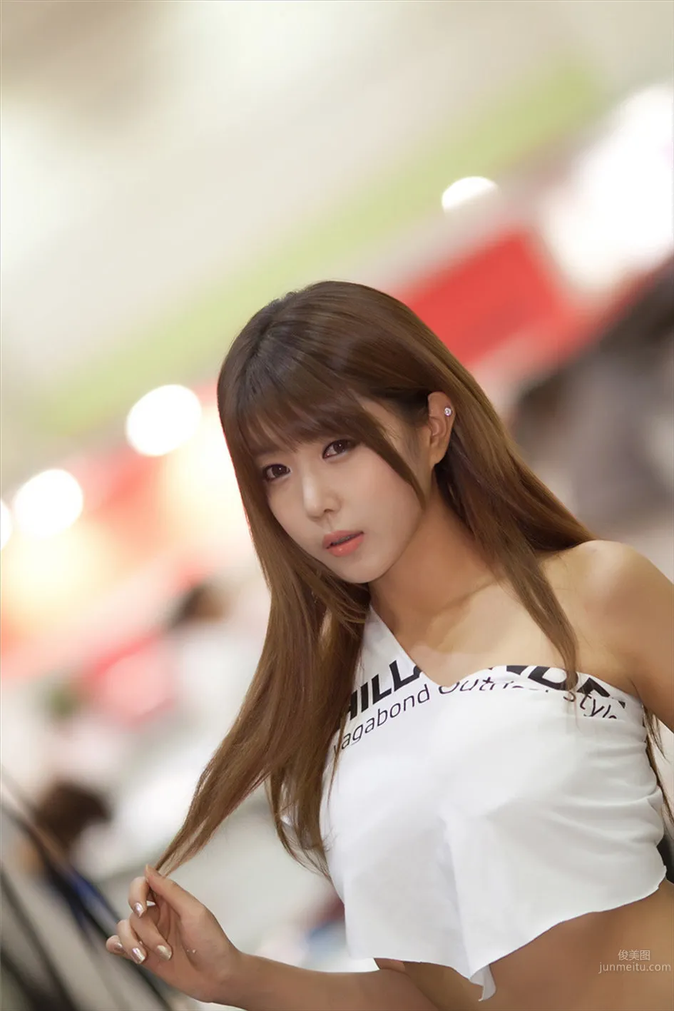 韓國超級車模許允美美圖 27