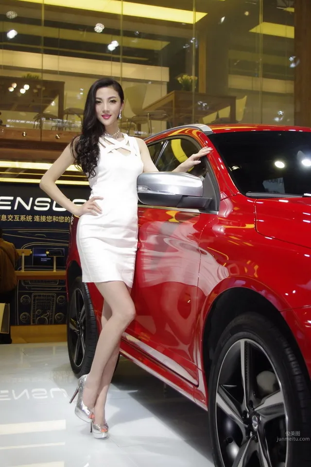 章佳怡- 新一代性感車模小天後 29