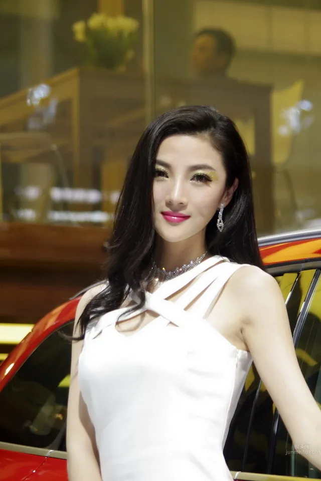 章佳怡- 新一代性感車模小天後 25