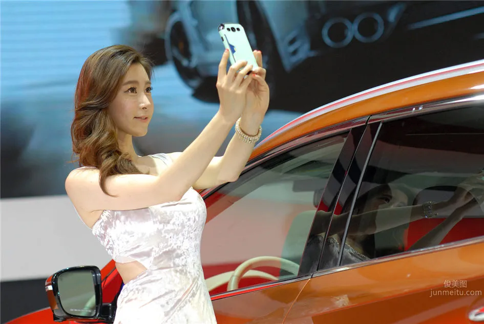 2015韓國國際車展ShowGirl崔娜英 12