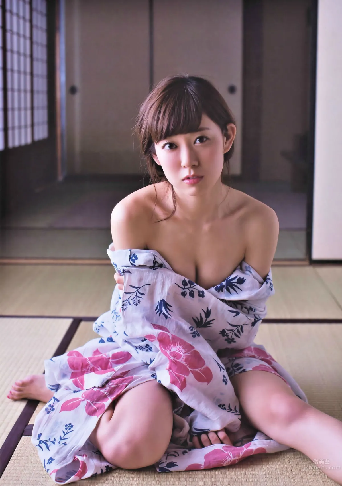 [UTB] 2014.10 vol.222 宮脇咲良 小嶋真子 薮下柊 大島涼花 渡辺美優紀 32