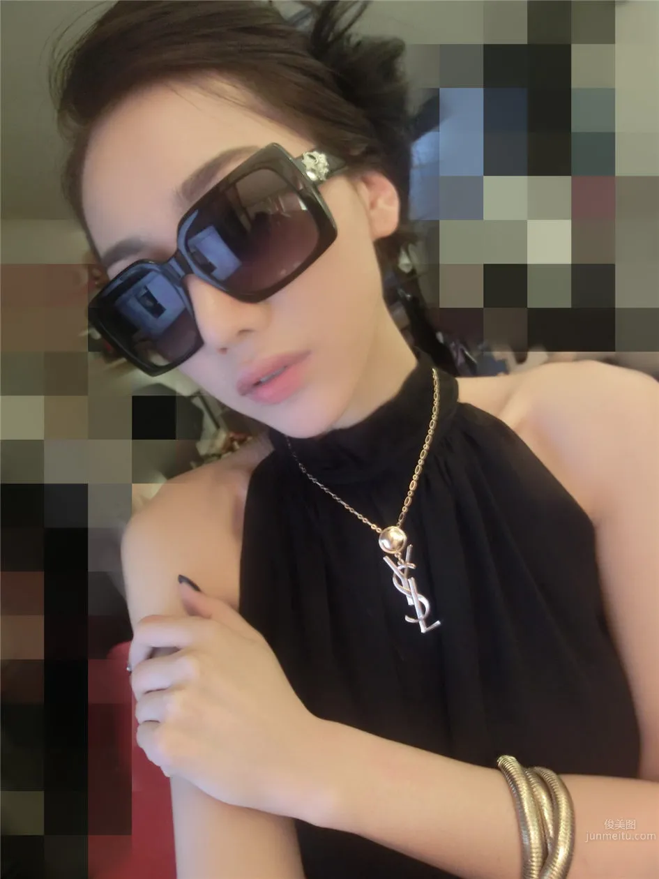 金美辛- 妖媚生活照_13